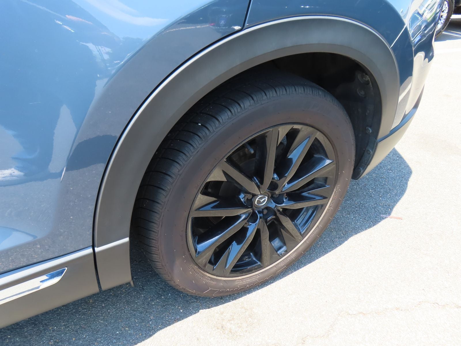 2023 Mazda Mazda CX-9 Carbon Edition