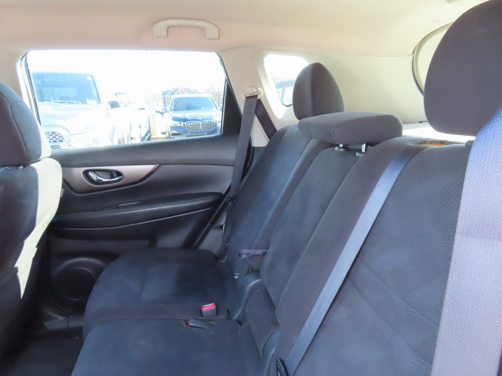 2015 Nissan Rogue SV