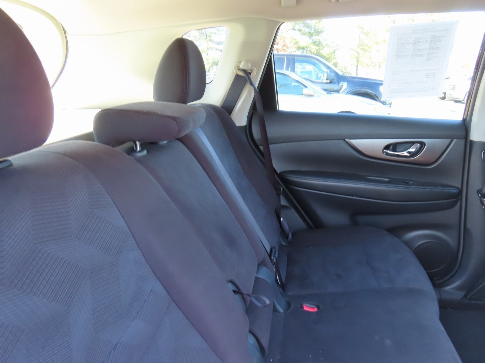 2015 Nissan Rogue SV