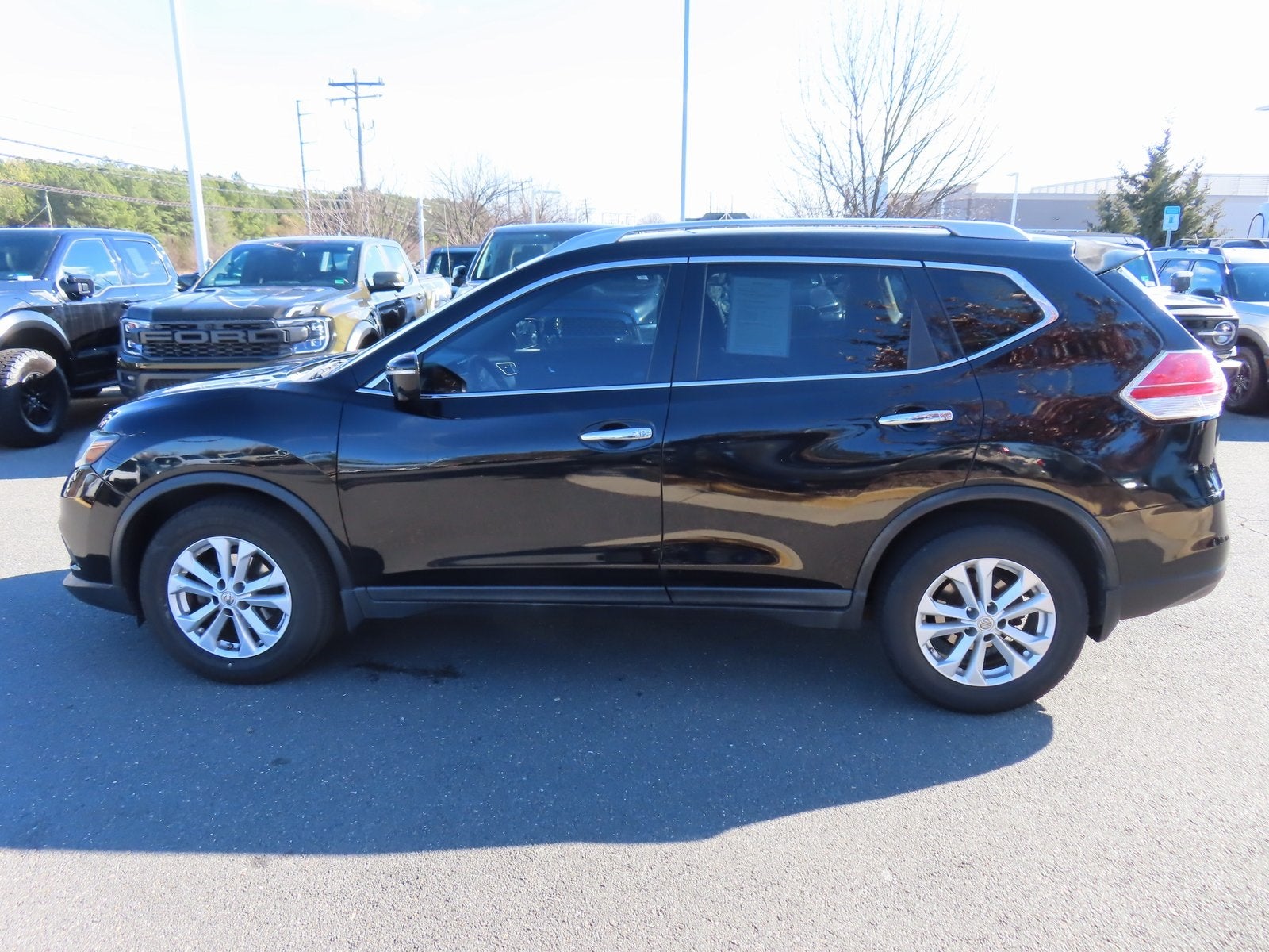 2015 Nissan Rogue SV