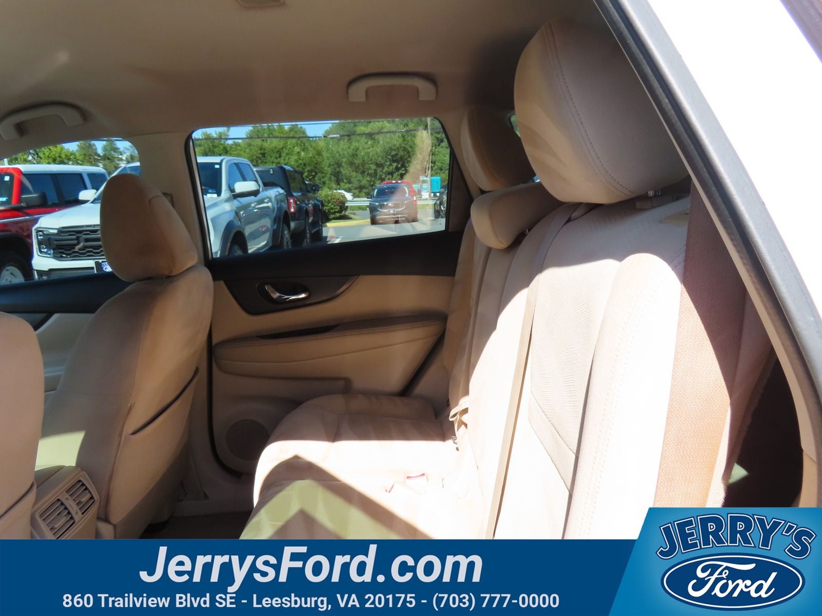 2015 Nissan Rogue S