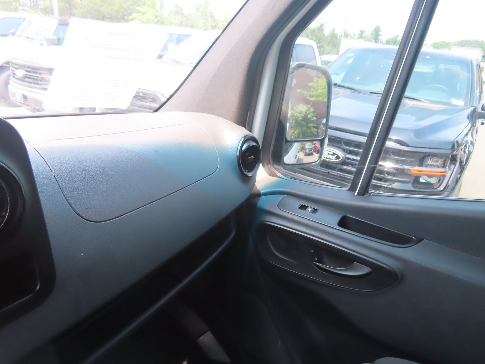 2019 Mercedes-Benz Sprinter 2500 Cargo 170 WB Extended
