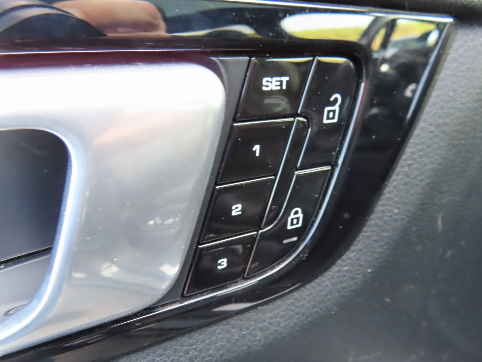 2021 Porsche Cayenne Coupe Base