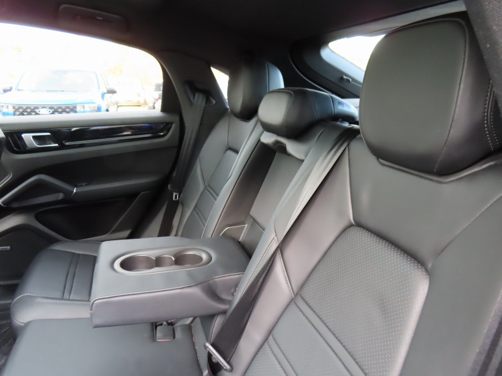 2021 Porsche Cayenne Coupe Base