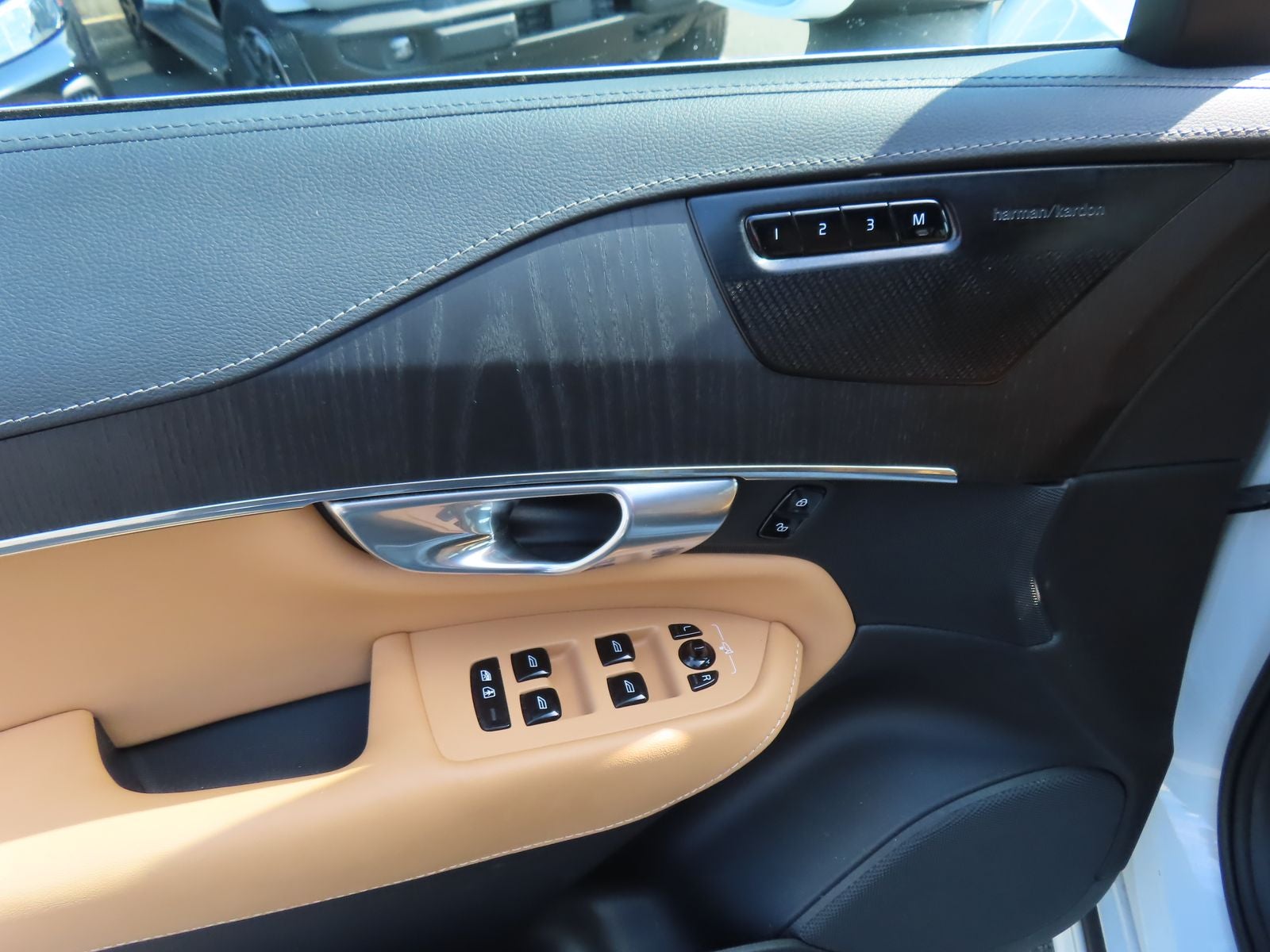 2023 Volvo XC90 Ultimate