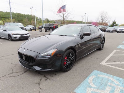 2022 Maserati Quattroporte Modena Q4