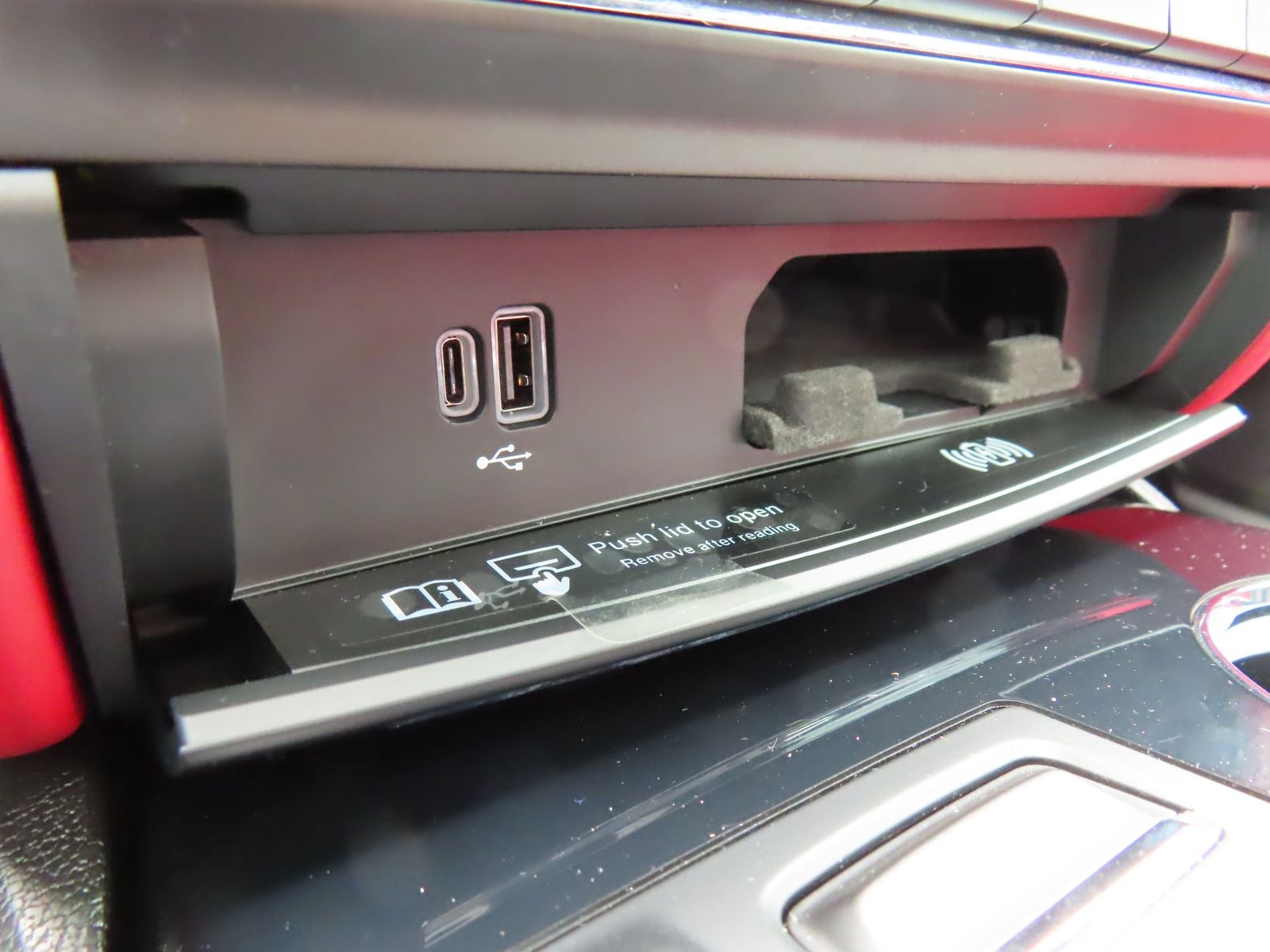 2022 Maserati Quattroporte Modena Q4