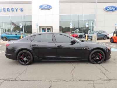 2022 Maserati Quattroporte Modena Q4